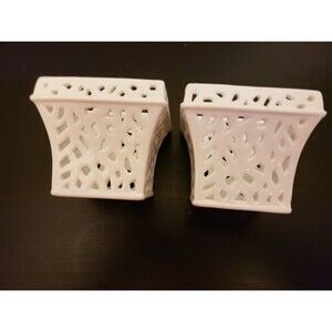 Nantucket small ceramic square decor make in China 2.5" w x 2" tall